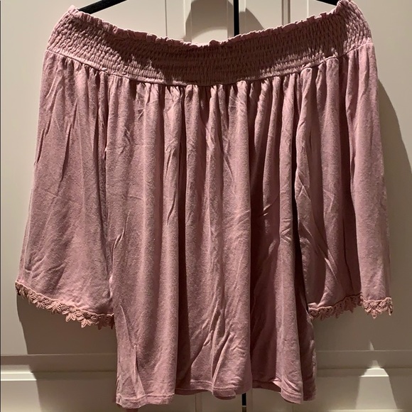 Over-the- shoulder top - Picture 1 of 3